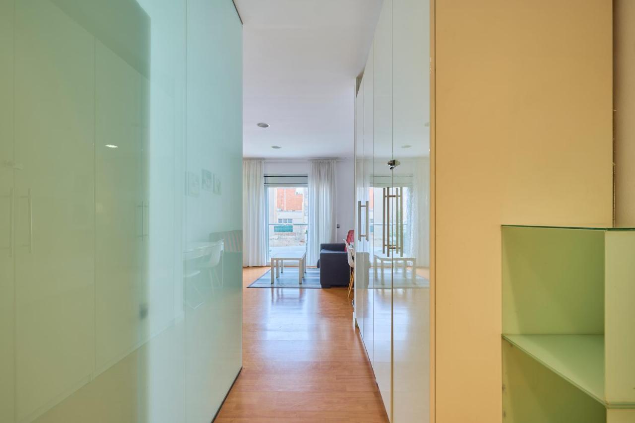 شقة Precioso Loft En Badalona Centro المظهر الخارجي الصورة