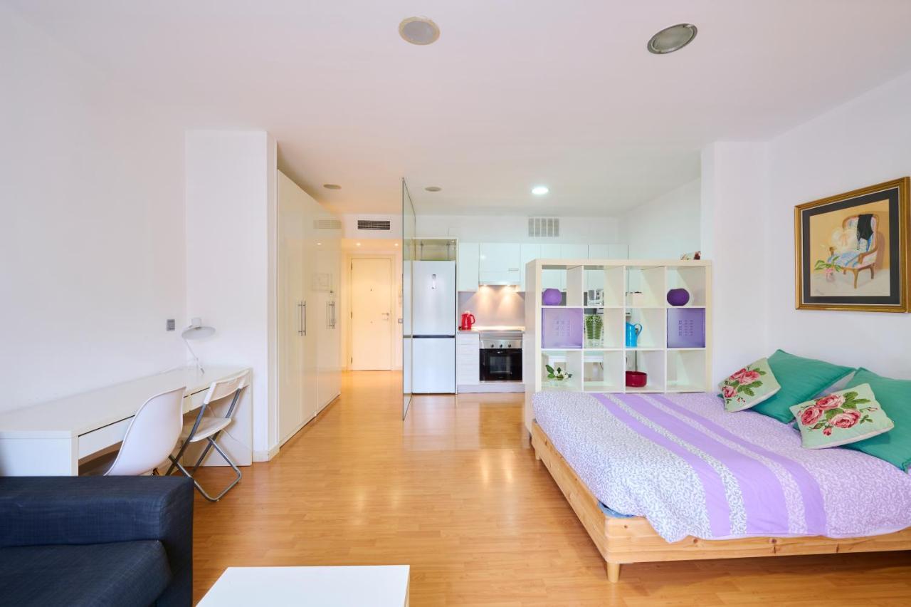 شقة Precioso Loft En Badalona Centro المظهر الخارجي الصورة